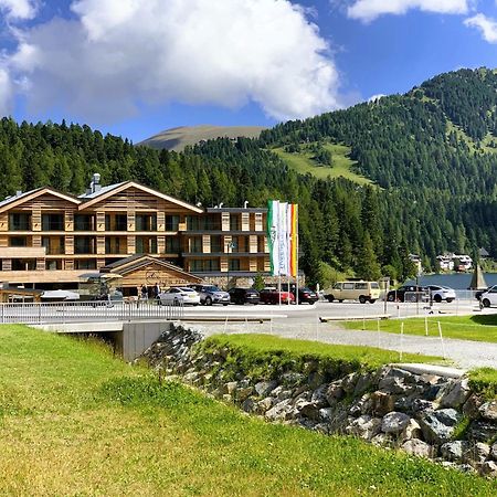 Hotel Alpin Peaks Turracher Hohe Exteriér fotografie